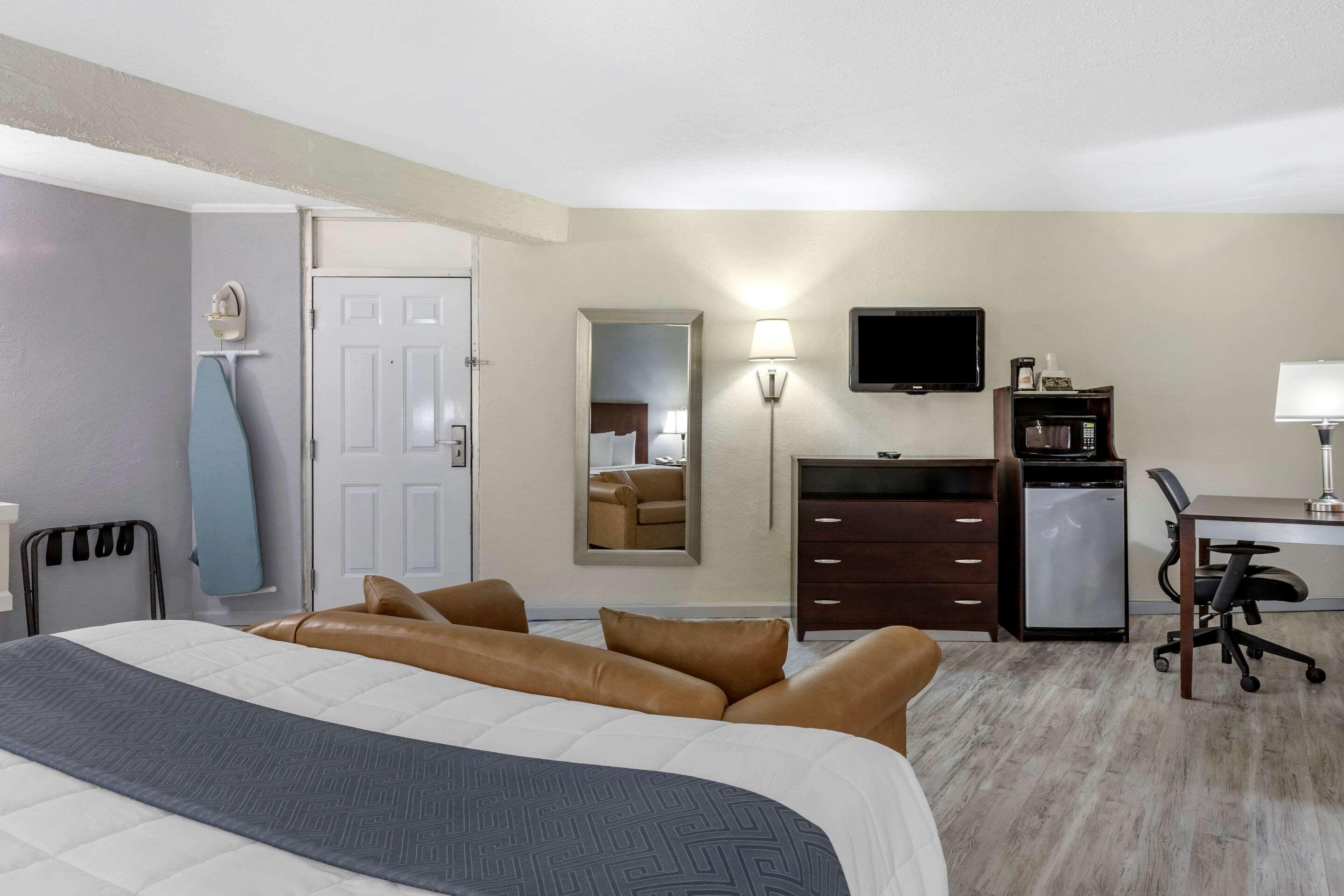 Econo-Lodge Of Conway Exterior photo